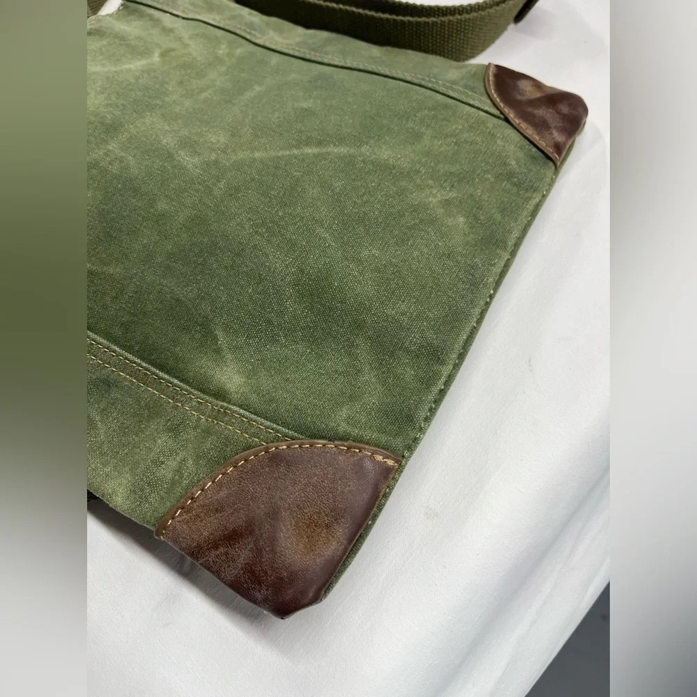 CargoIt Canvas Travel Purse Bag